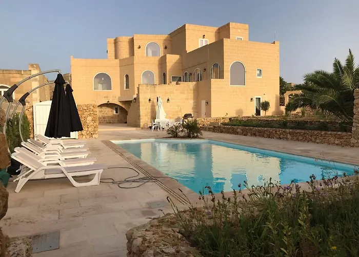 Beautifully Converted In Gozo With Large Pool And Outdoor Area